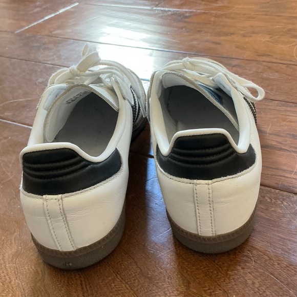 Adidas Sambas - Picture 2 of 4